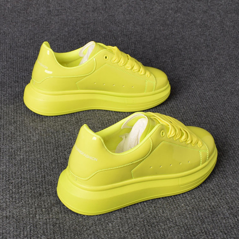 Women'S Shoes For Tennis - أحذية كاجوال بيضاء مطلية باللاكيه للرجال