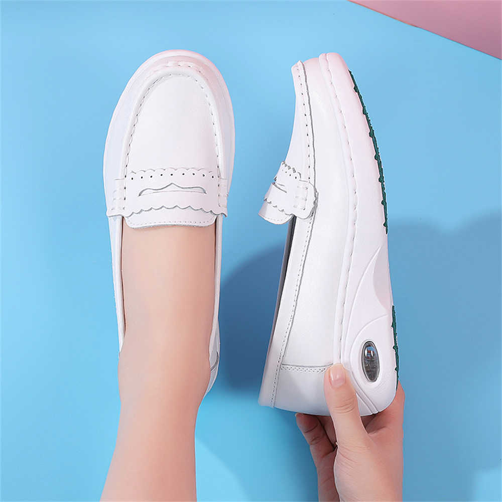 Women'S Shoes For Tennis - أحذية رياضية واسعة بألوان مختلطة باللون