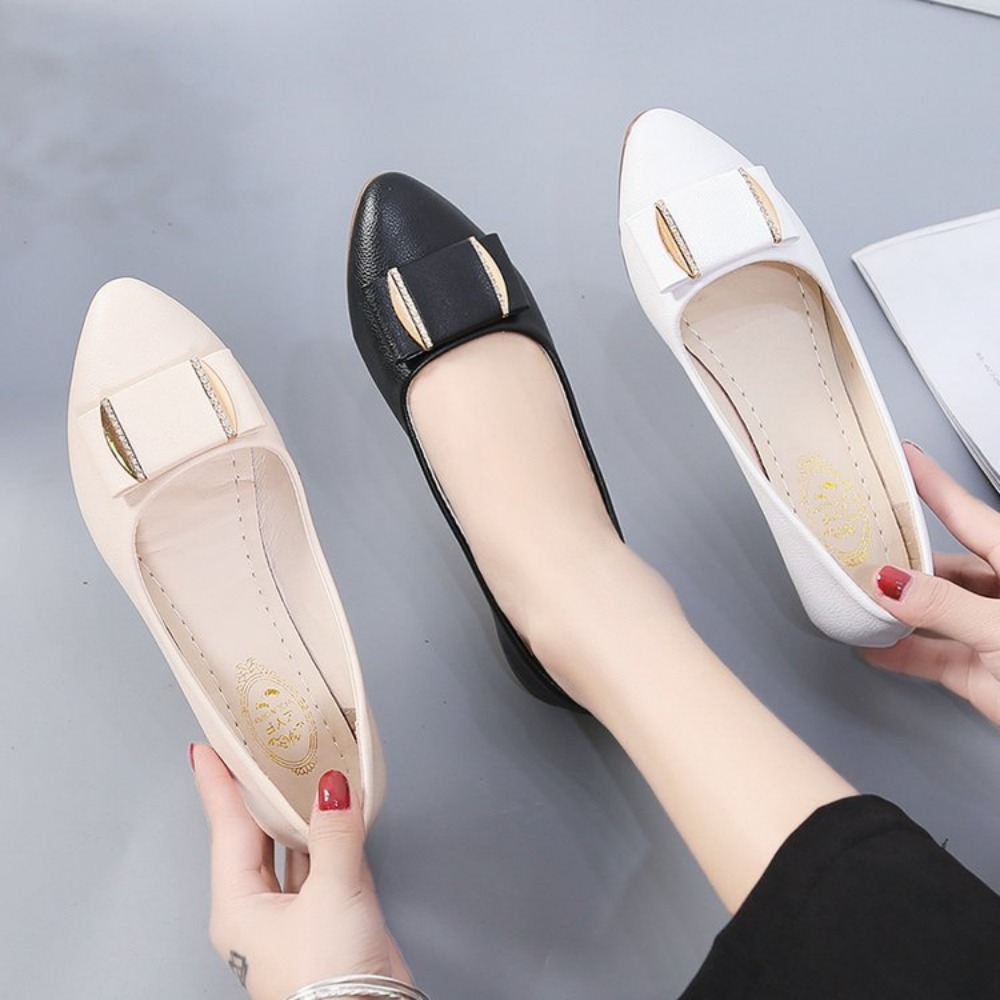 Pointed Toe Flat - أحذية نسائية عصرية مسطحة خفيفة الوزن