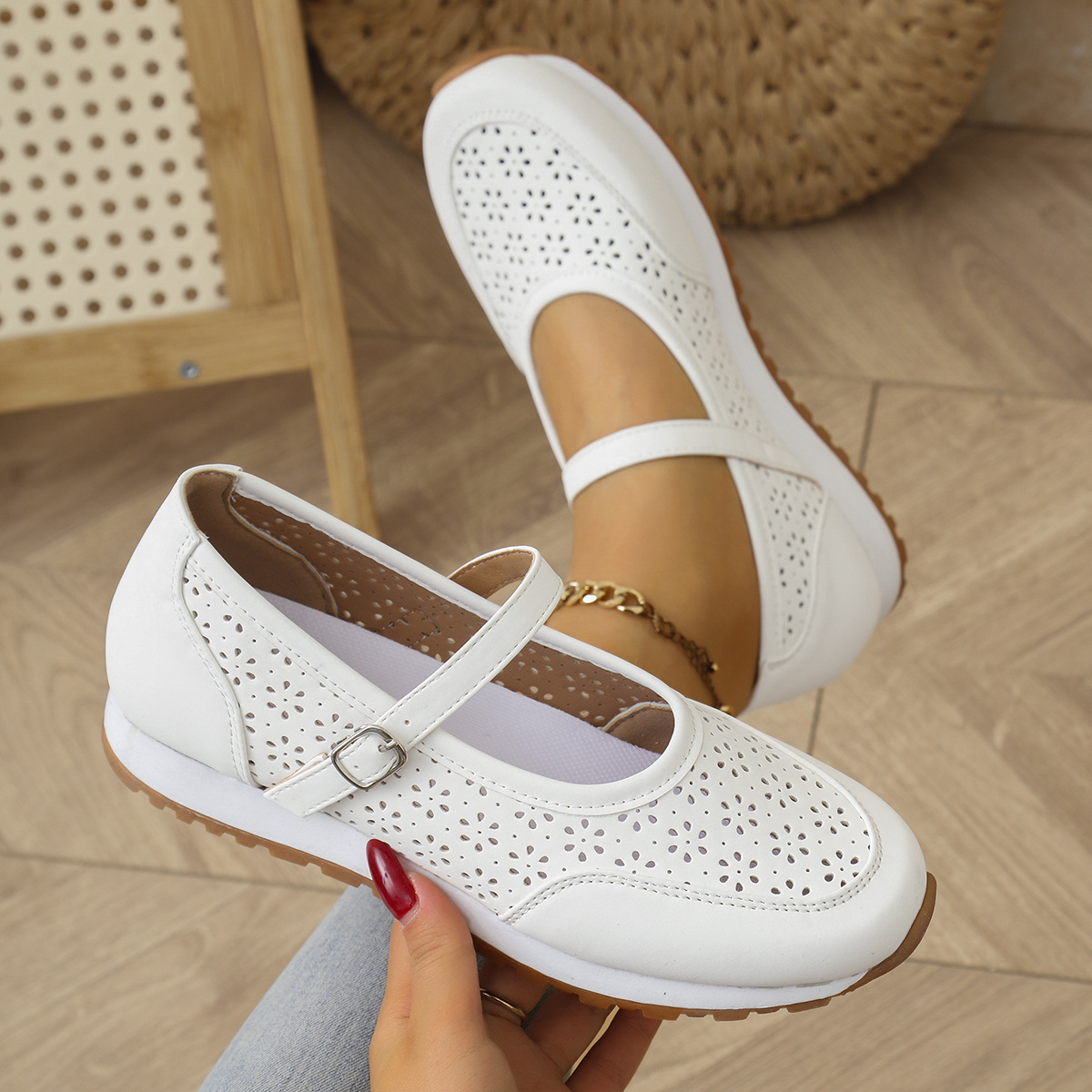 أحذية رياضية نسائية مثقبة صيفي - مراجعة Women Shoes Us To Eu وسعره
