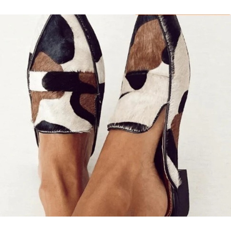 أحذية نسائية كاجوال بنمط بريطا - مراجعة Pointed Toe Flat وسعره