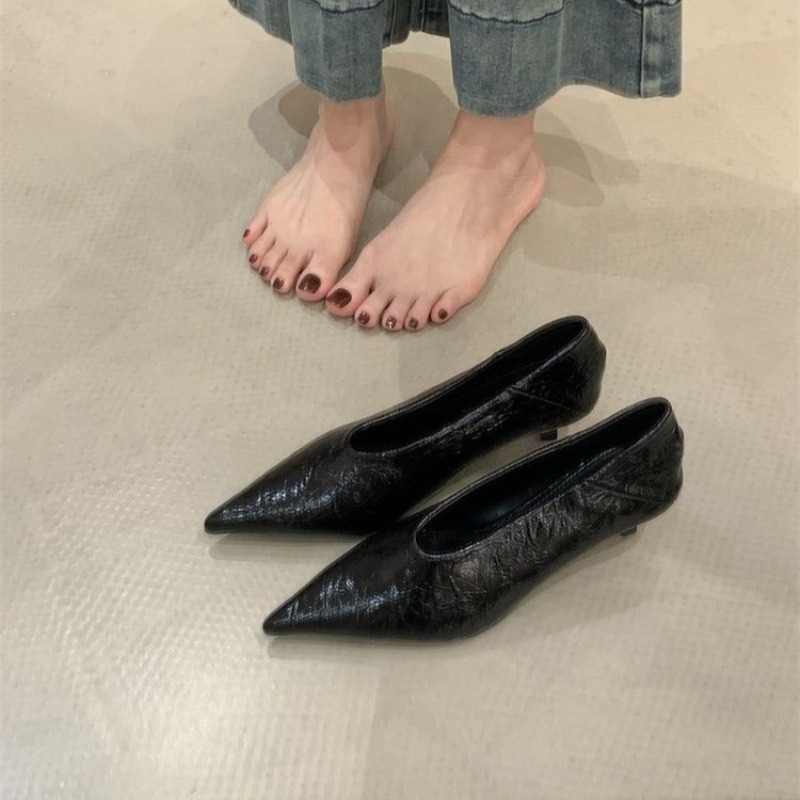 2025 خريف جديد ركاب الرياح كعب - مراجعة Pointed Toe Flat وسعره