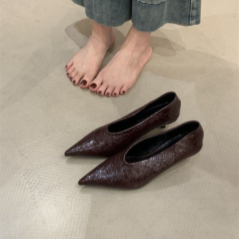 2025 خريف جديد ركاب الرياح كعب - مراجعة Pointed Toe Flat وسعره
