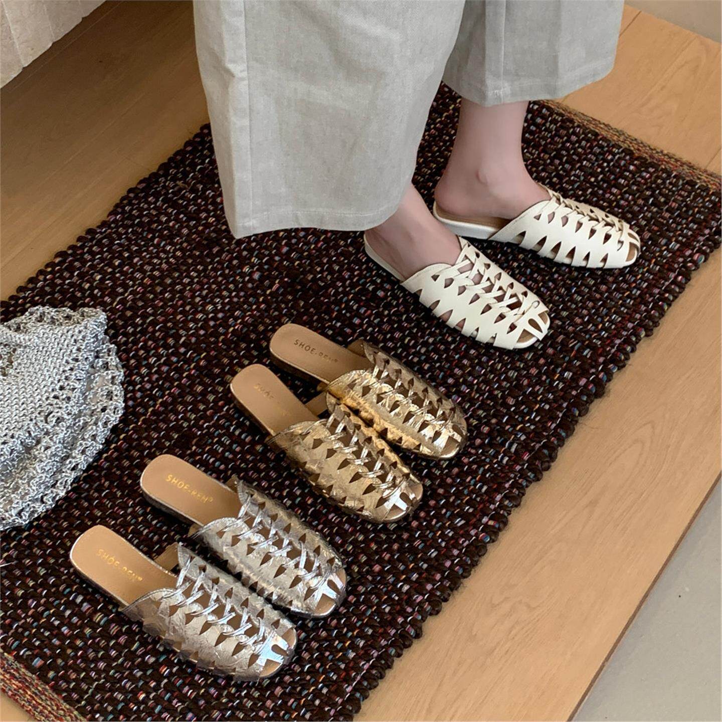 أحذية شاطئية نسائية مريحة وقاب - مراجعة Slip On Mule Flat وسعره