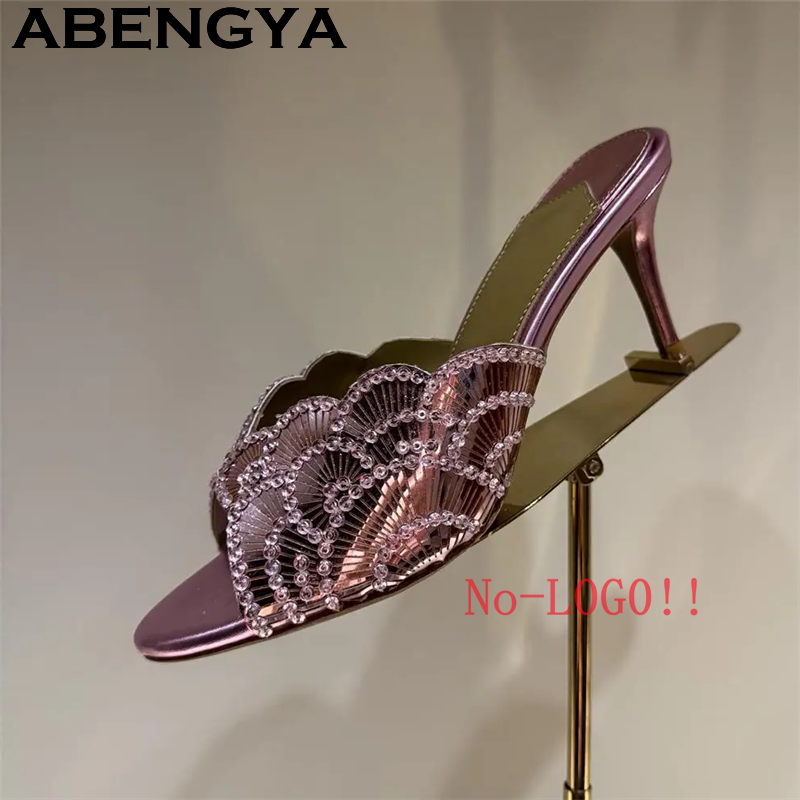 صنادل نسائية عصرية جديدة لصيف  - مراجعة Women'S Shoes Trendy وسعره