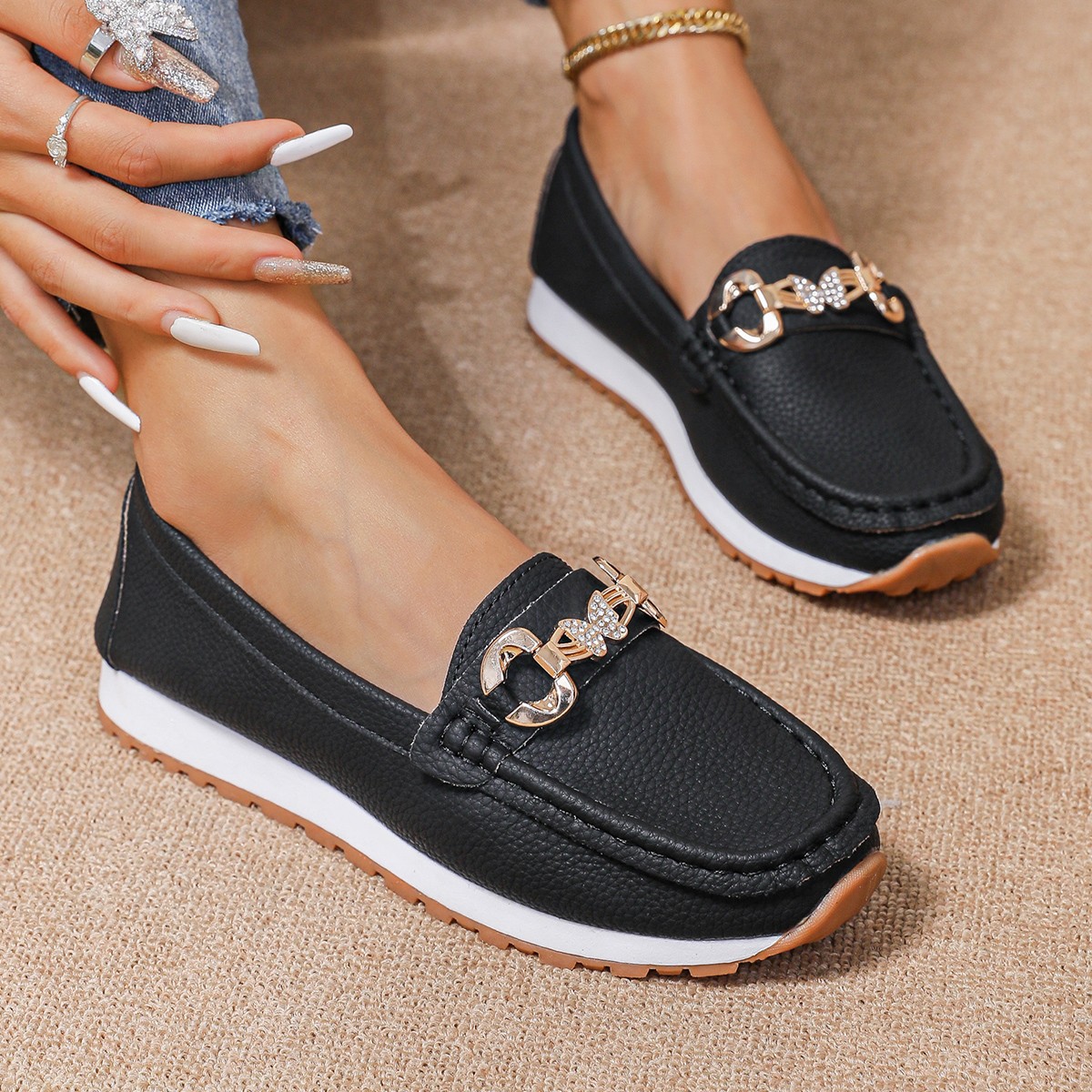 أحذية نسائية مسطحة جديدة لعام  - مراجعة Loafer Flat Women وسعره
