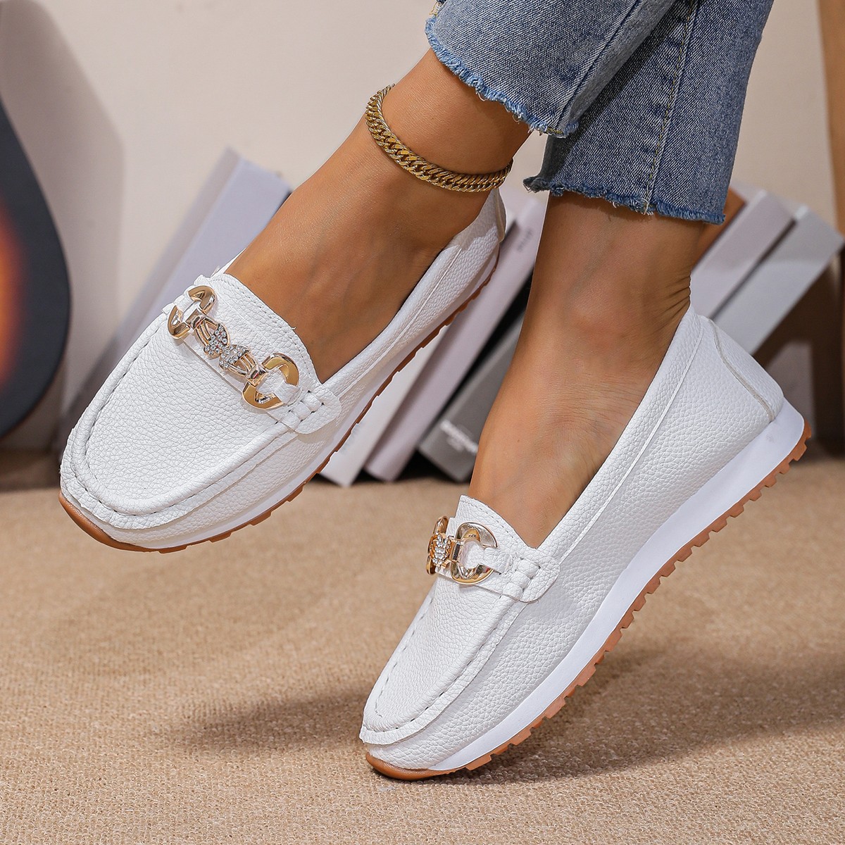 أحذية نسائية مسطحة جديدة لعام  - مراجعة Loafer Flat Women وسعره