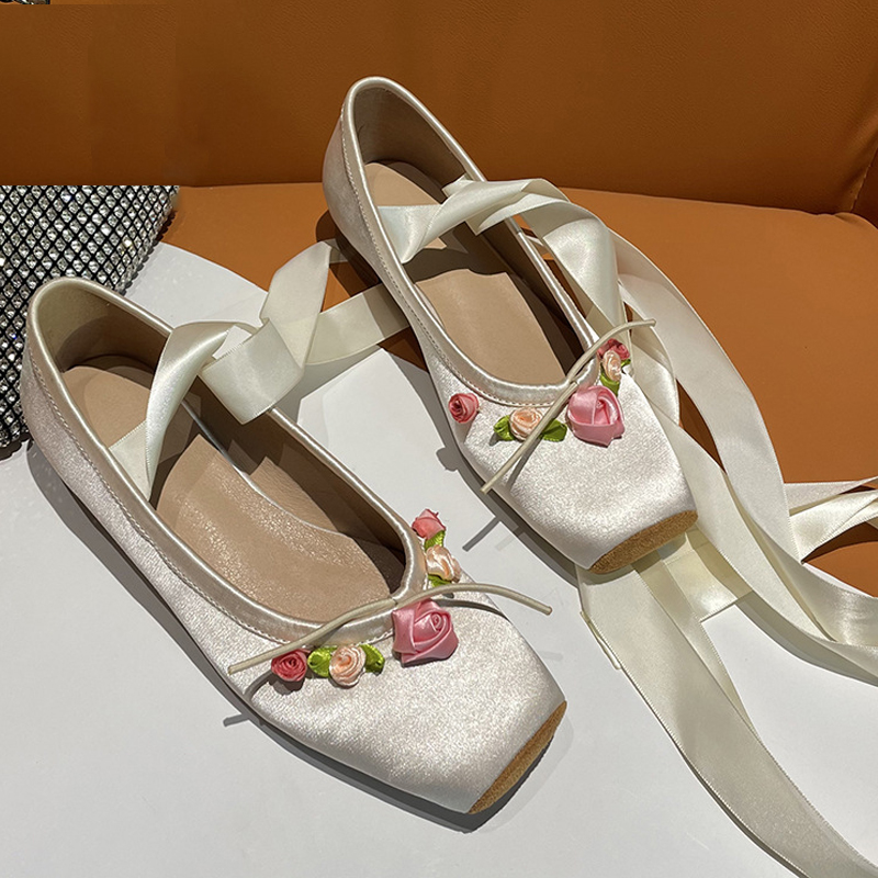 أحذية ماري جين نسائية وردية من - مراجعة Ribbon Tie Heel وسعره